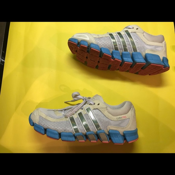 Adidas ClimaCool runners, white with blue , size 5.5 US - Picture 10 of 10